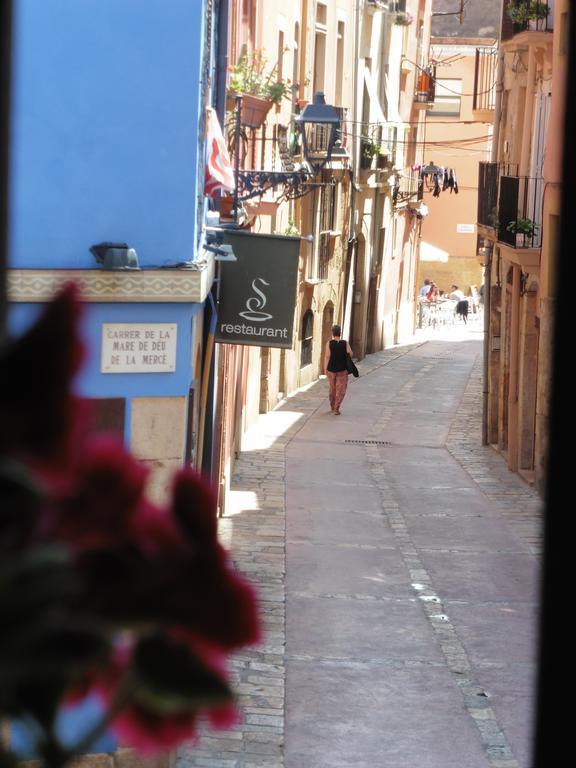 Ferienwohnung Acogedor Apartamento En El Corazon Medieval De Tarragona Exterior foto