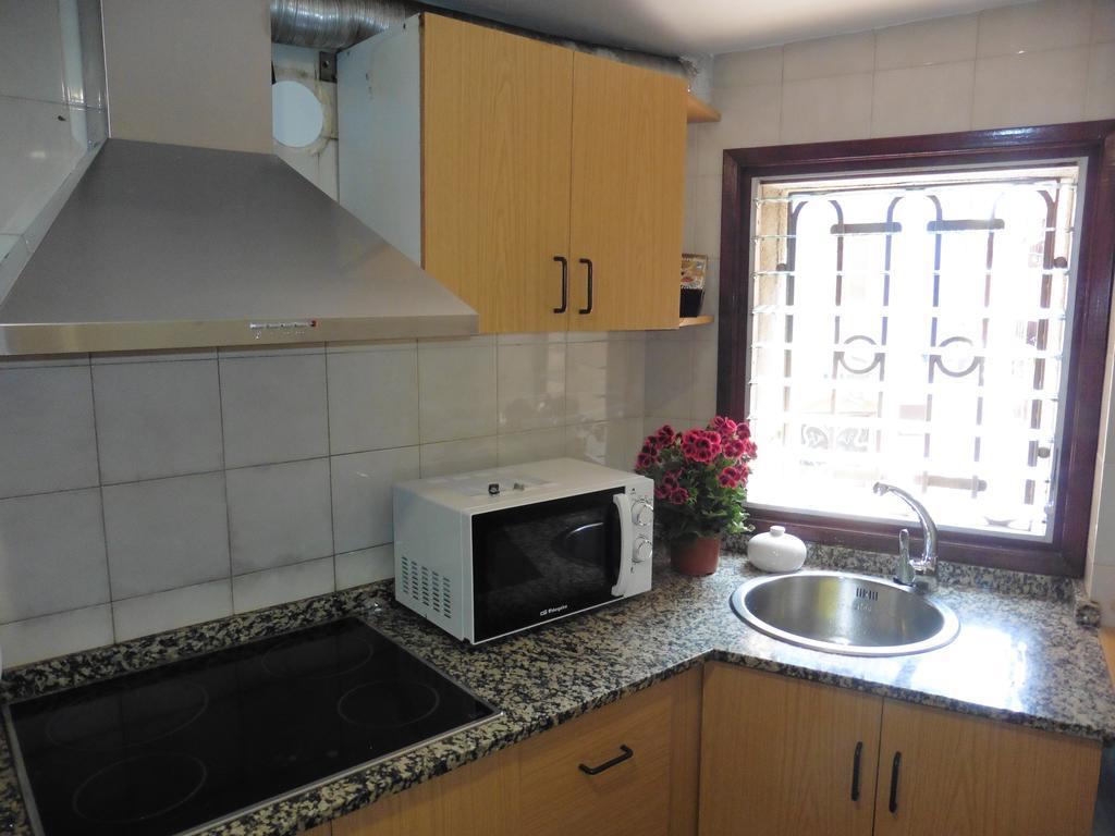 Ferienwohnung Acogedor Apartamento En El Corazon Medieval De Tarragona Exterior foto